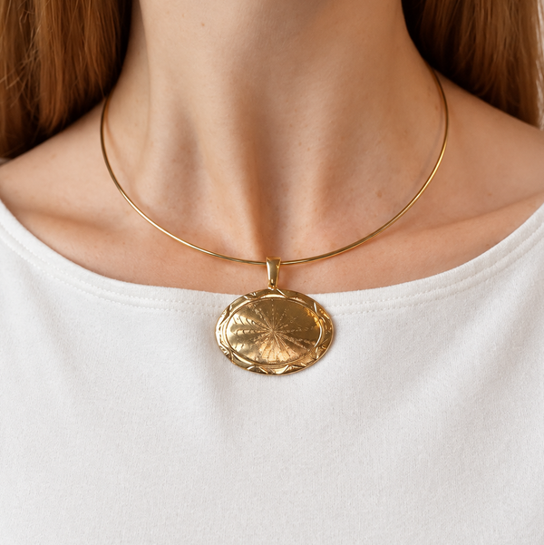 RYLEY OVAL DISC PENDANT