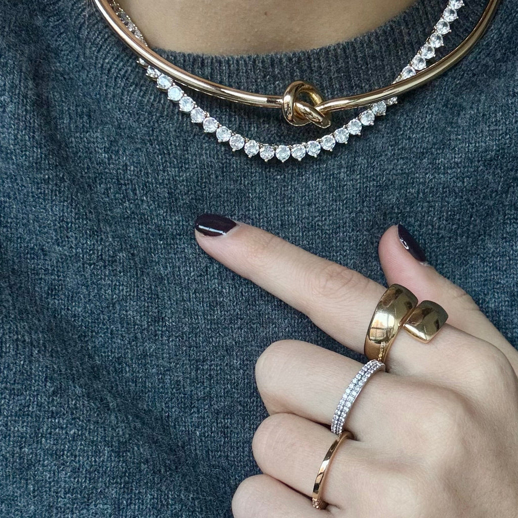 LIZZY WHITE GOLD  DIAMOND BAND RING