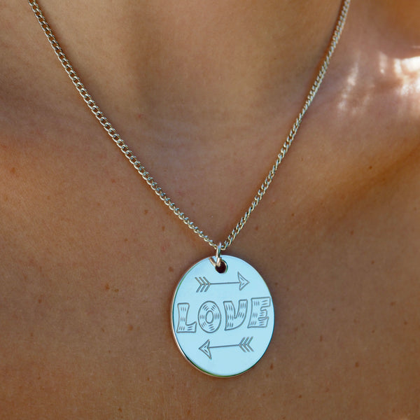 RACHEL LOVE DISC NECKLACE - 1.1/4"