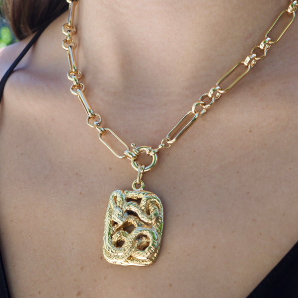 CARLEE SNAKE RECTANGLE NECKLACE