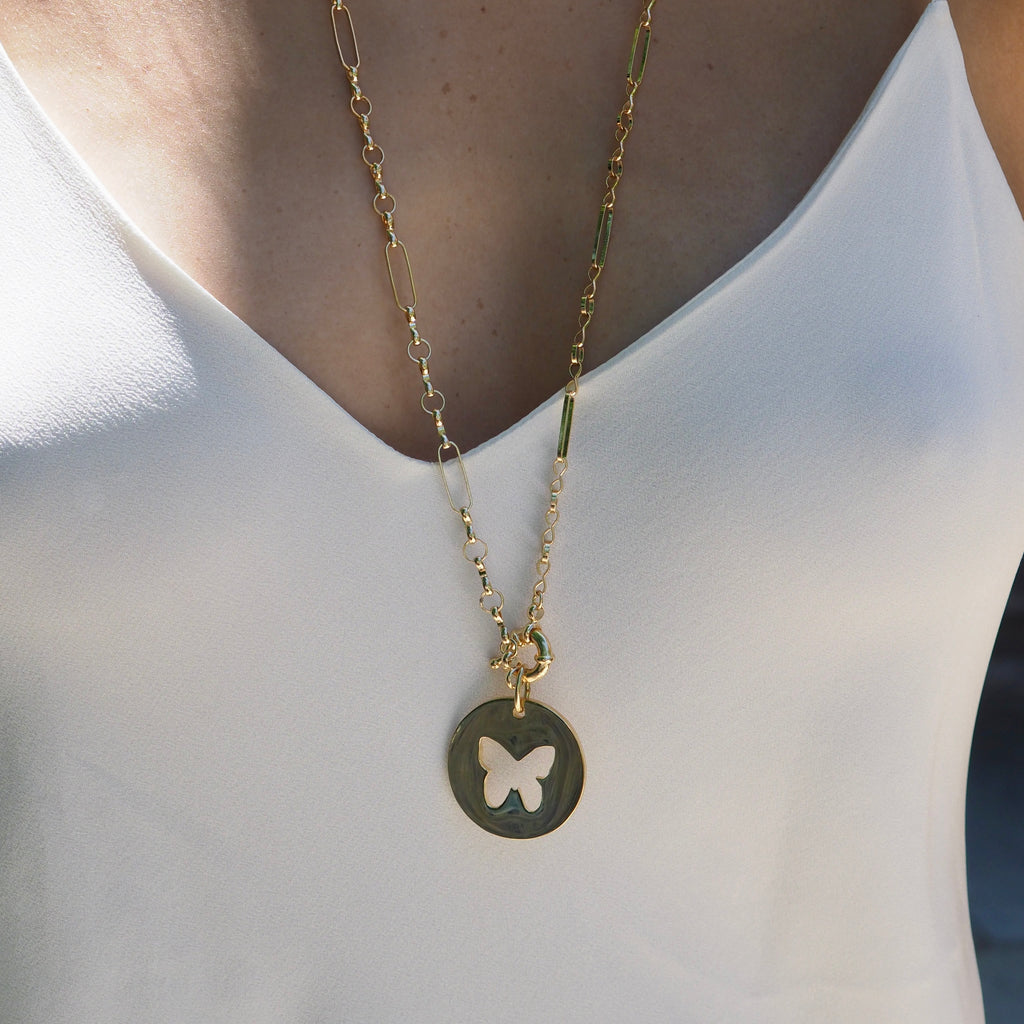 SHIRA BUTTERFLY CUTOUT DISC NECKLACE