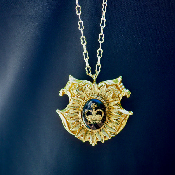 QUEEN SHIELD STATEMENT  NECKLACE