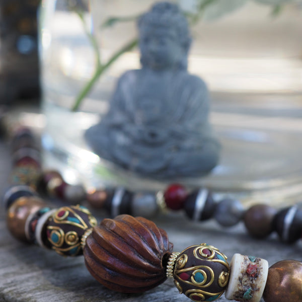 HAZEL SAGE WOODEN BEADED NECKLACE