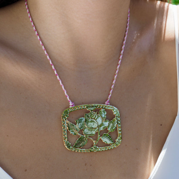 LAYLA ROSE PLATE STATEMENT NECKLACE