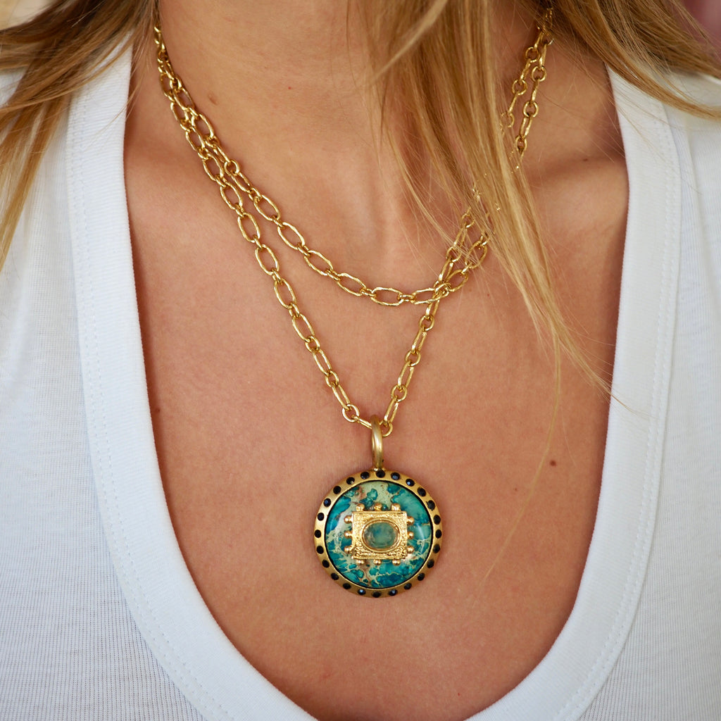 RAYE TURQUIOSE DISC  NECKLACE