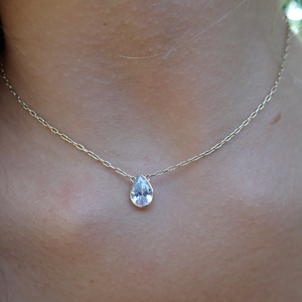 JORDANA PEAR SHAPE NECKLACE