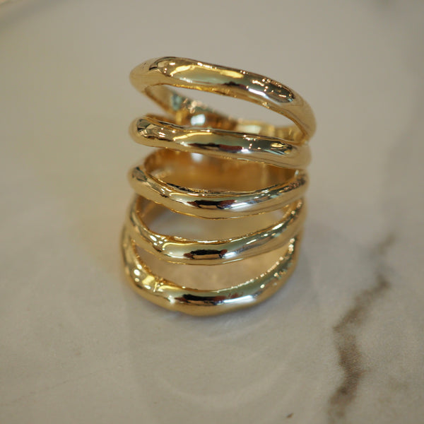 FELICIA FAN RING