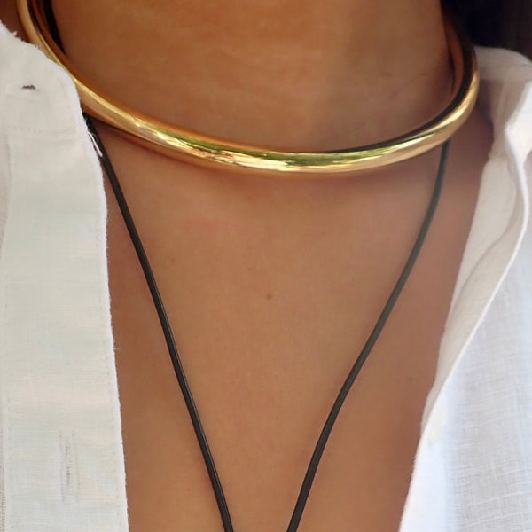 DOMINIQUE NECKLACE CUFF
