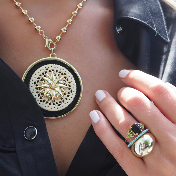 CASSIE IVORY BURST DISC NECKLACE