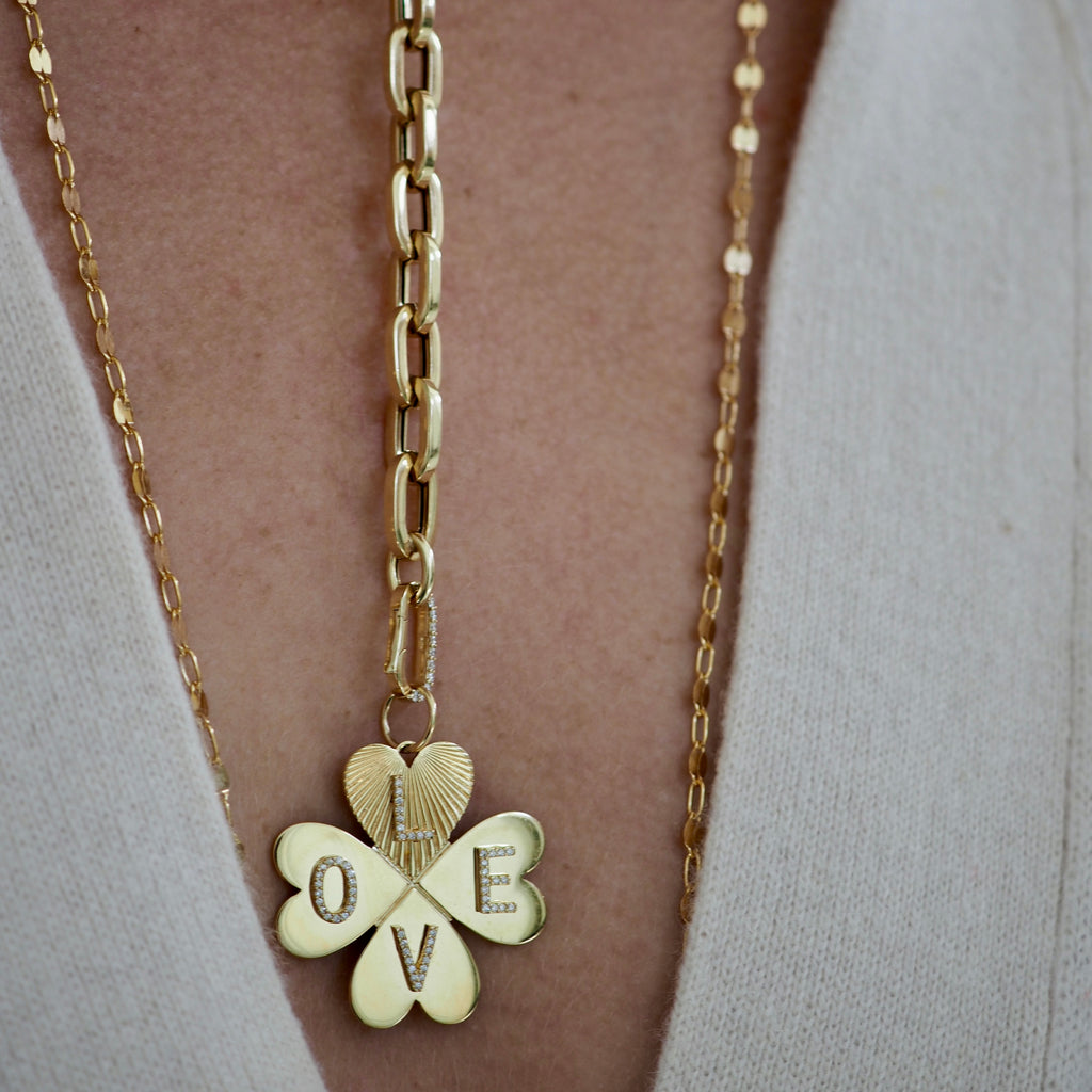 SKYE CLOVER LOVE PENDANT