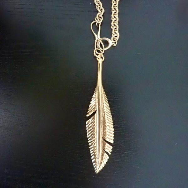 KATIE  ELONGATED  LEAF NECKLACE