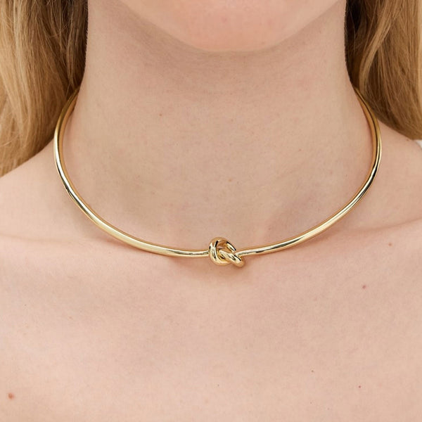 SHASHI KNOT NECKLACE CUFF