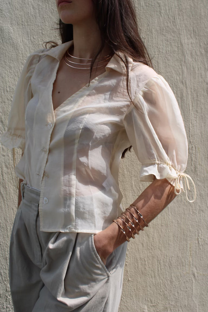 SERINA TWIST CUFF
