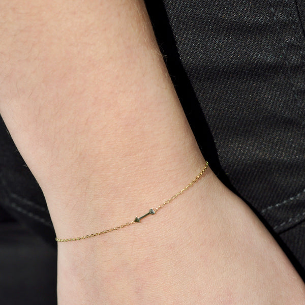 KYLIE BABY ARROW BRACELET
